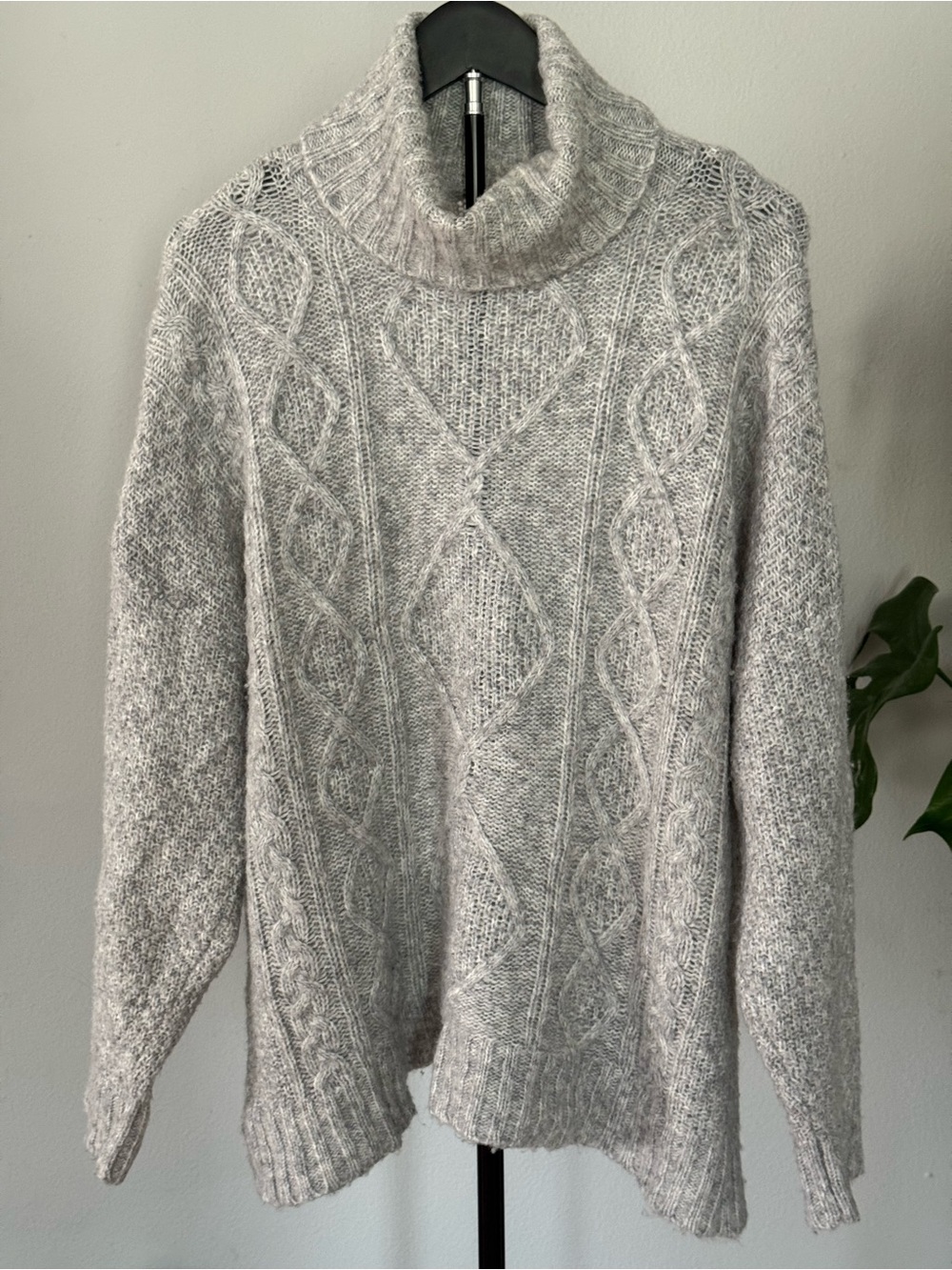 aerie Heather Gray Cable Knit Turtleneck Sweater